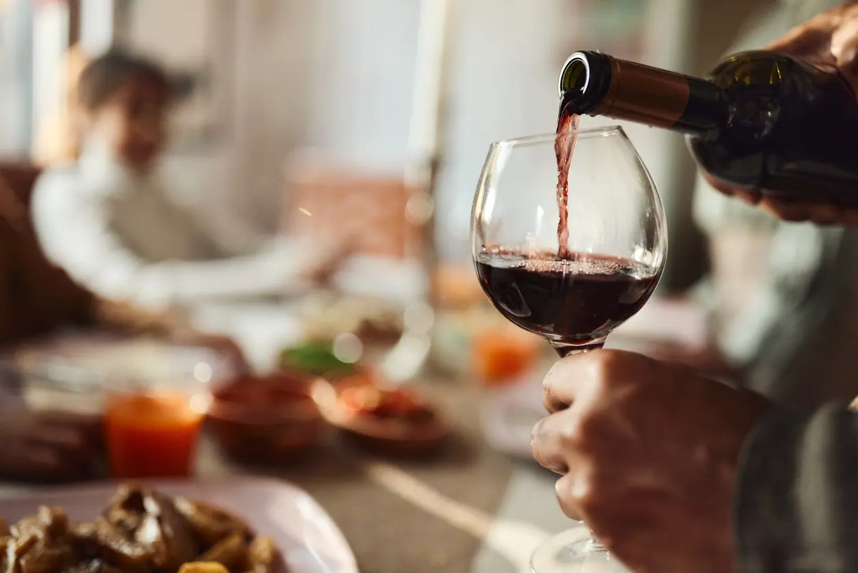 Beneficios del vino tinto: salud y placer en cada copa