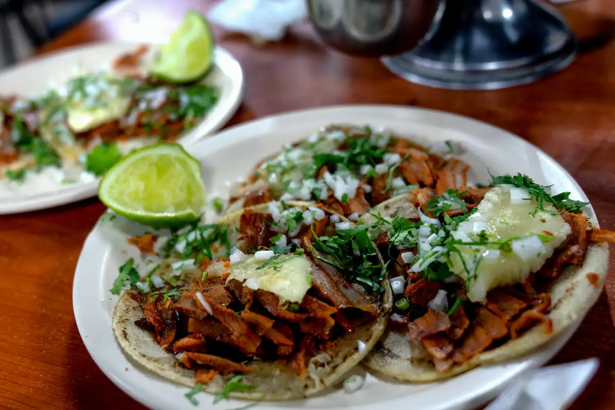 Receta de tacos al pastor: el auténtico sabor mexicano